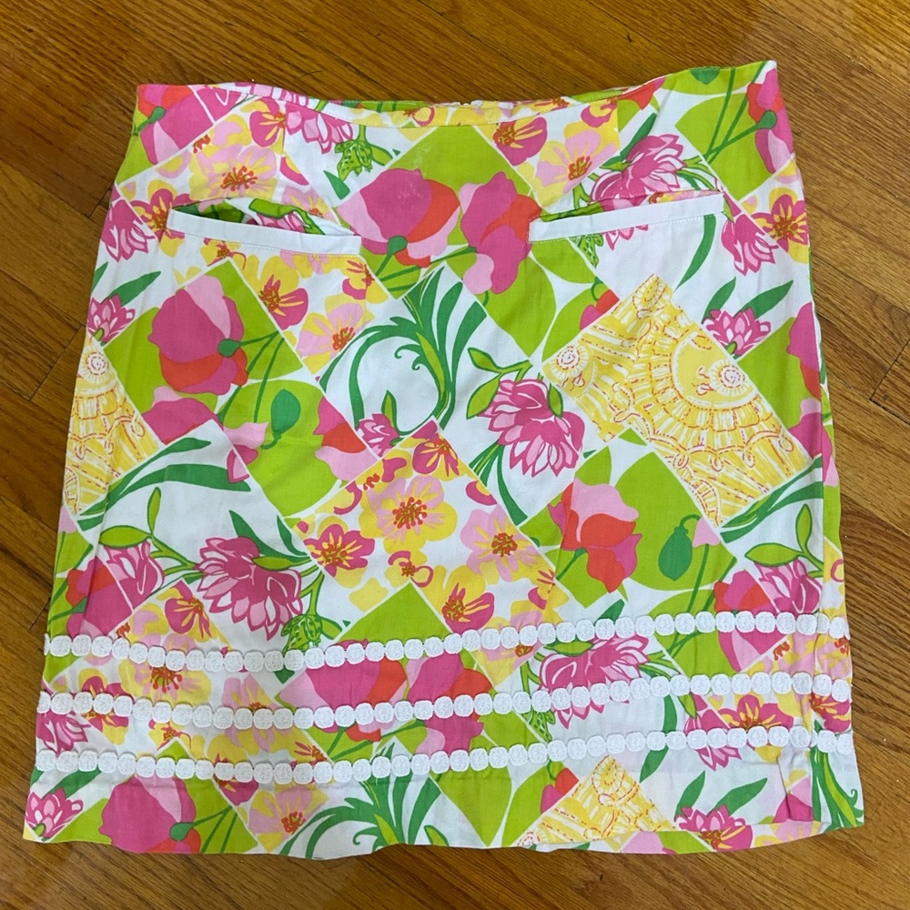 Lilly Pulitzer printed summer skirt (like new!)